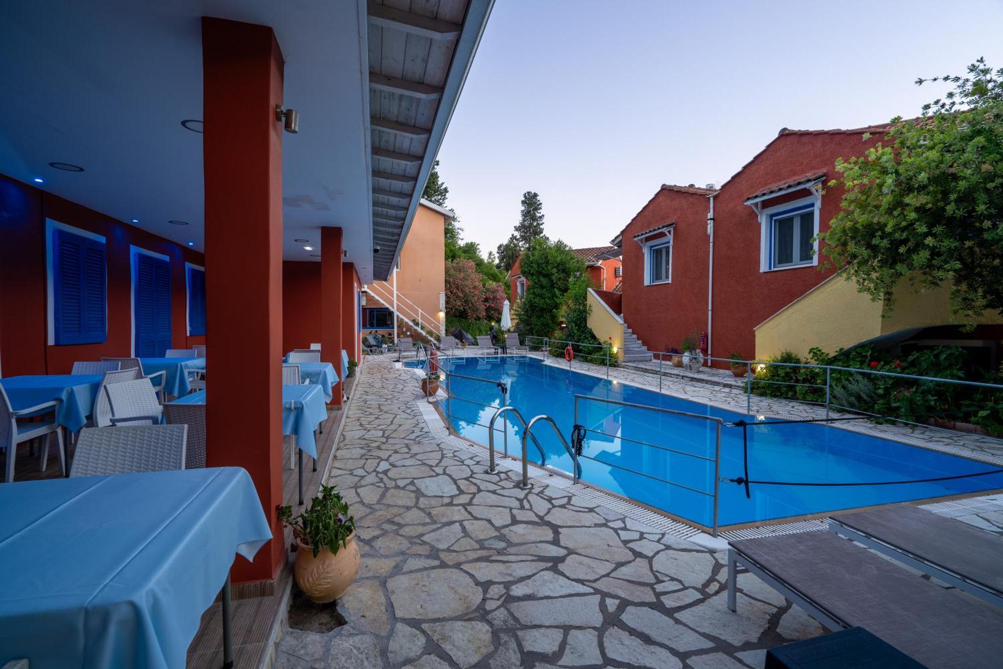 Vliho Bay Boutique Hotel Yénion Esterno foto