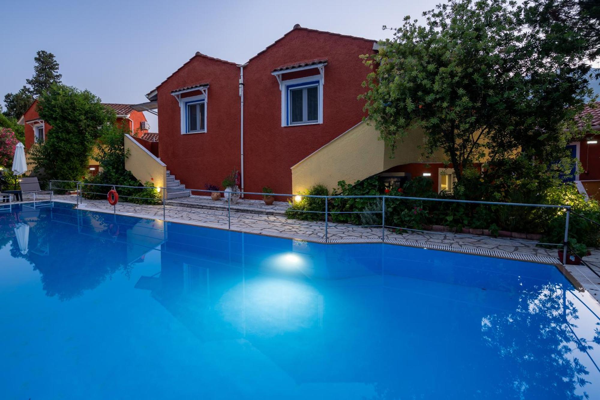 Vliho Bay Boutique Hotel Yénion Esterno foto