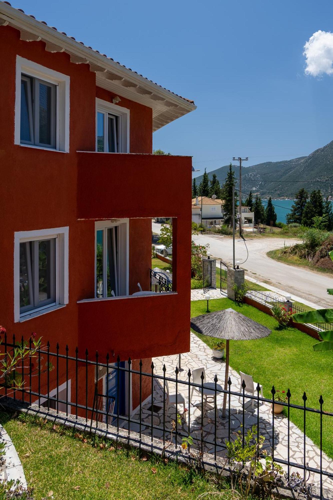 Vliho Bay Boutique Hotel Yénion Esterno foto