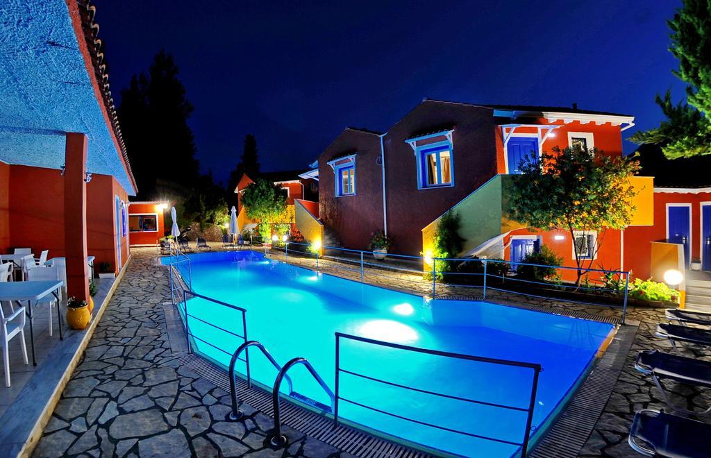 Vliho Bay Boutique Hotel Yénion Esterno foto
